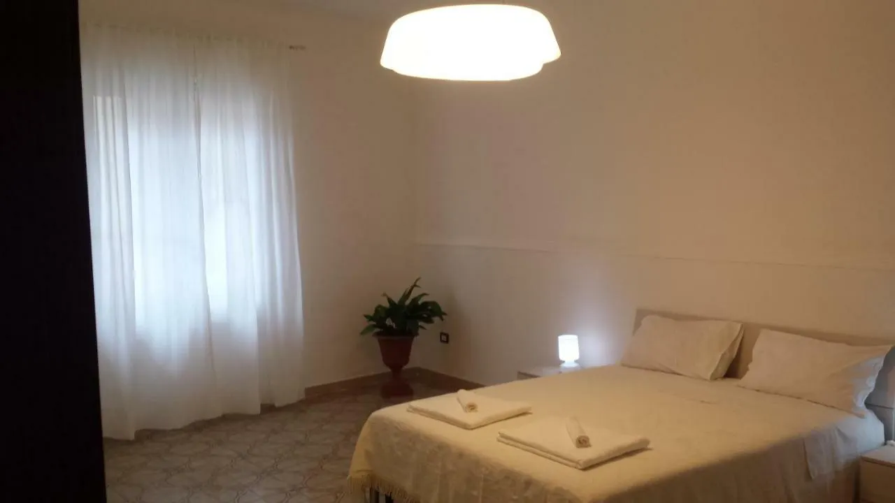 Peri Peri Holiday Home - Siracusa Solarino